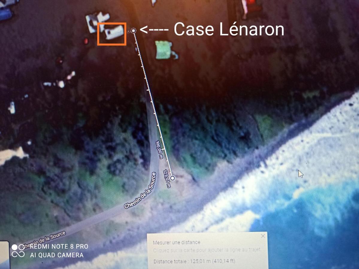 Case Lenaron Saint-Joseph Luaran gambar